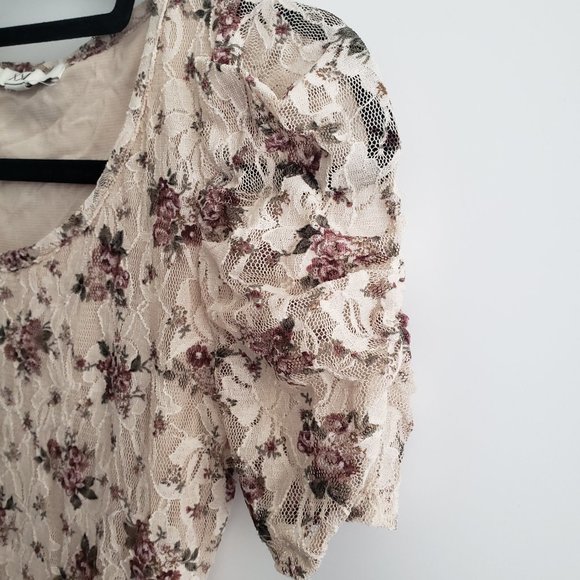 Forever 21 Lace Mini Dress - Picture 4 of 6